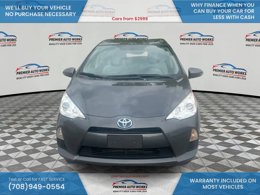 Used 2014 Toyota Prius C One FWD image 2