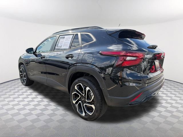 Used 2025 Chevrolet Trax RS w/ Sunroof Package image 7