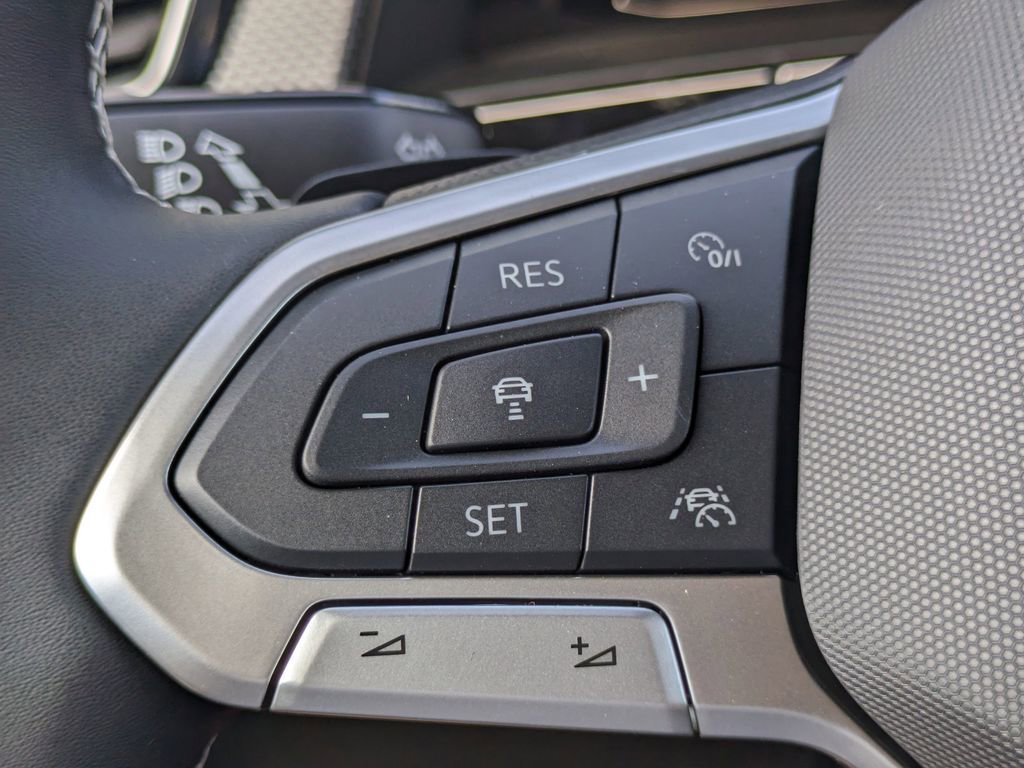 New 2026 Volkswagen Atlas Cross Sport SEL image 26