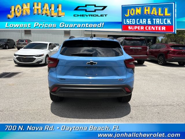 Used 2024 Chevrolet Trax RS w/ Driver Confidence Package FWD image 9