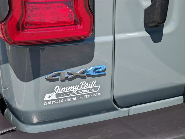 Certified 2025 Jeep Wrangler Unlimited Rubicon 4xe w/ Safety Group AWD/4WD image 24