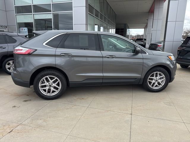 Used 2024 Ford Edge SEL AWD/4WD image 8