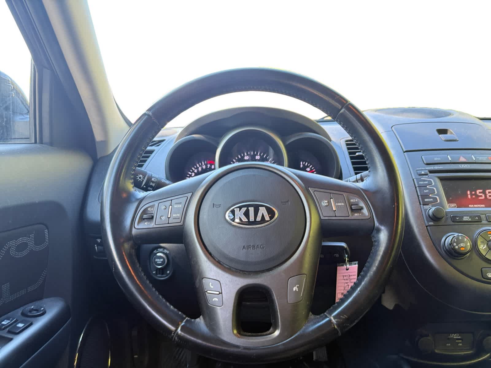 Used 2013 Kia Soul + w/ Audio Pkg FWD image 13