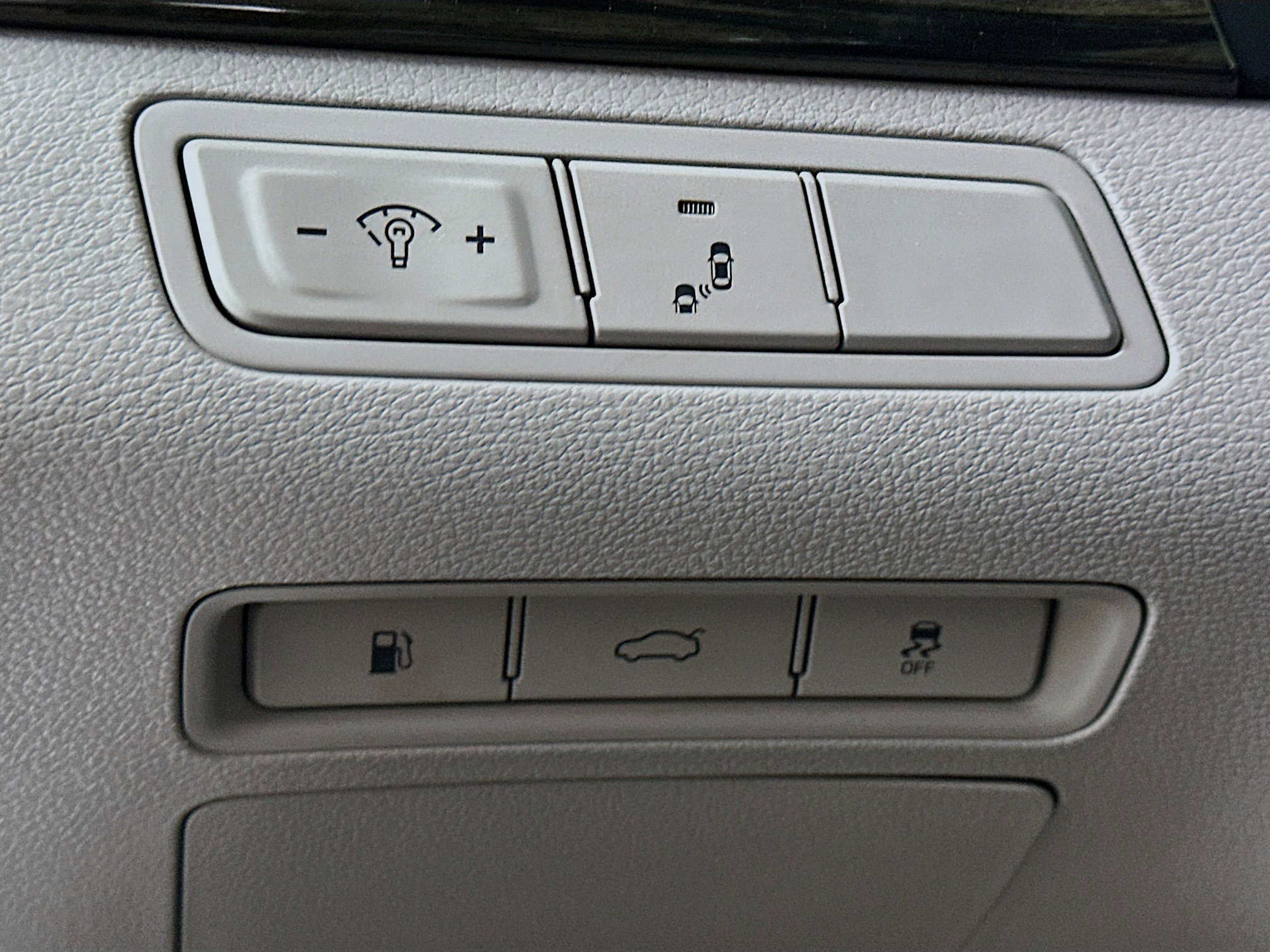 Used 2017 Hyundai Sonata Limited w/ Tech Package 03 image 17