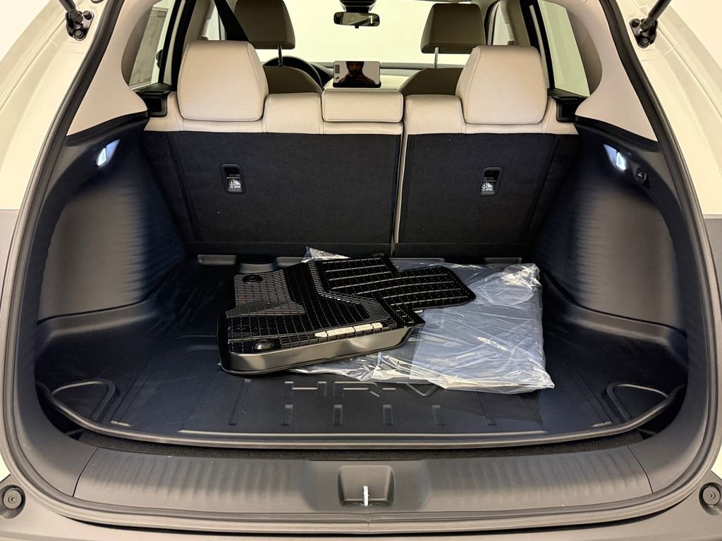 New 2026 Honda HR-V LX image 14