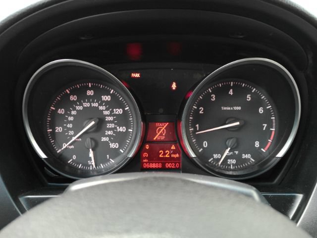 Used 2015 BMW Z4 sDrive28i RWD image 33