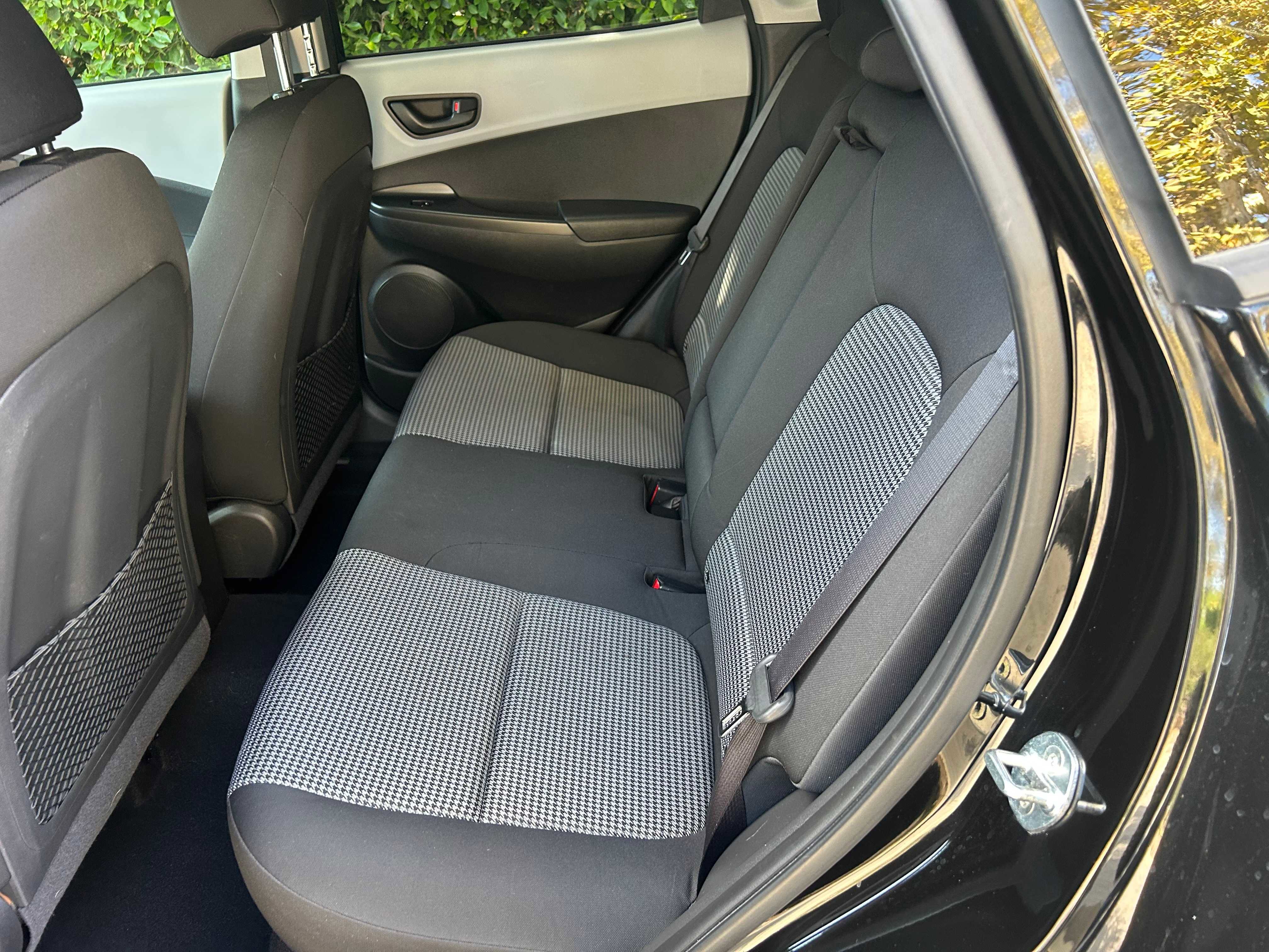 Used 2018 Hyundai Kona SEL w/ SEL Tech Package 02 image 15