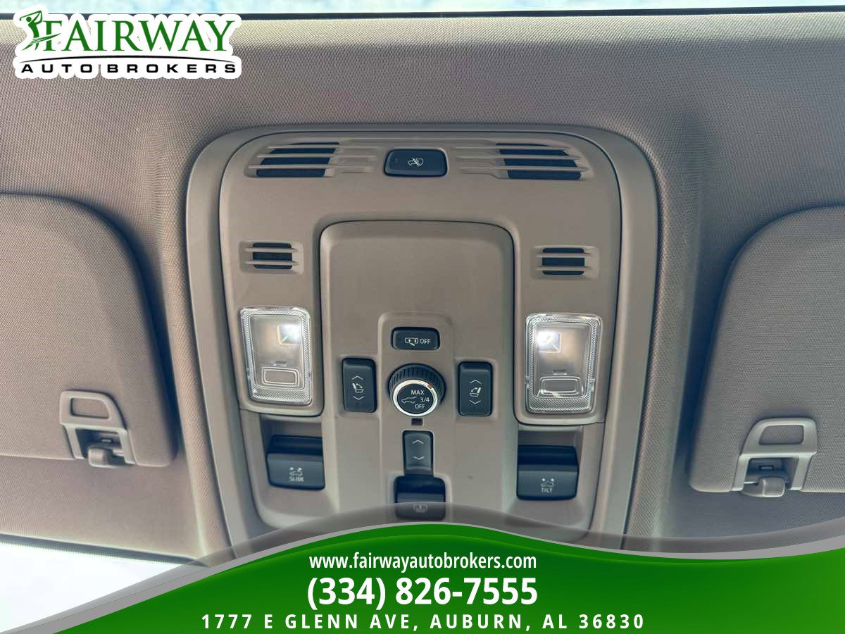 Used 2025 GMC Yukon Denali w/ Denali Reserve Package AWD/4WD image 25