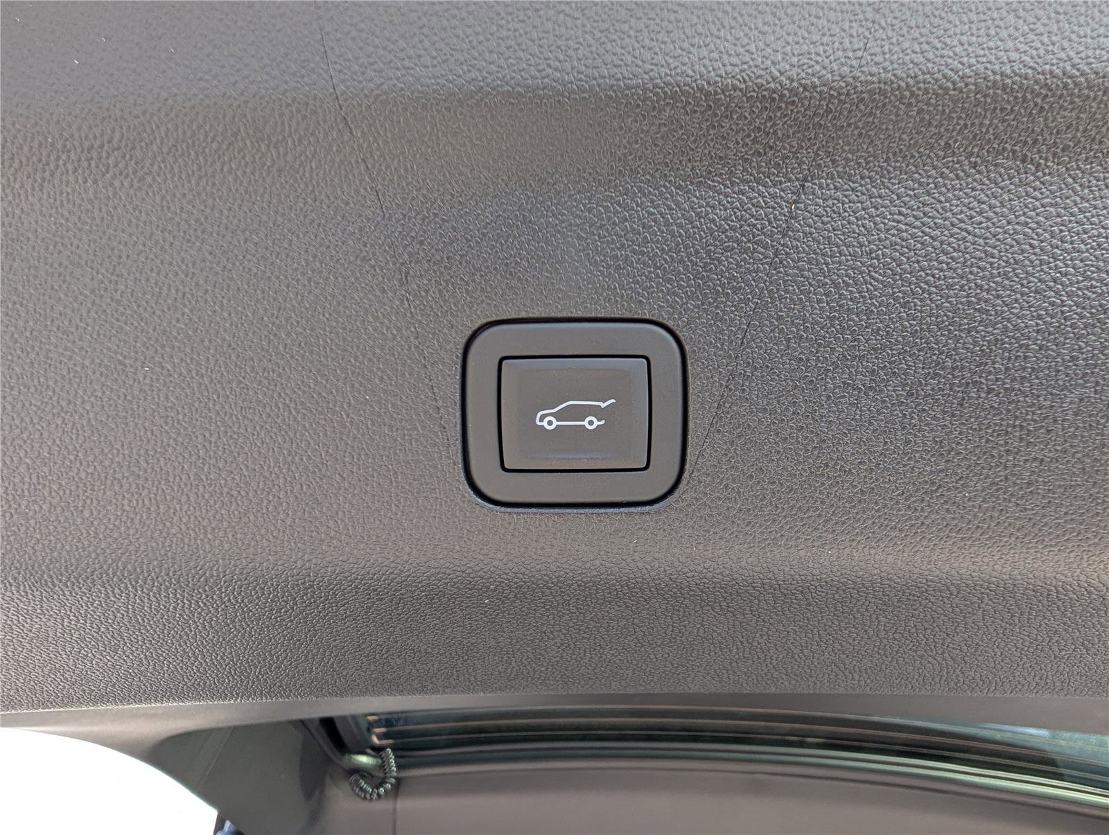 New 2026 Chevrolet Tahoe Premier image 8