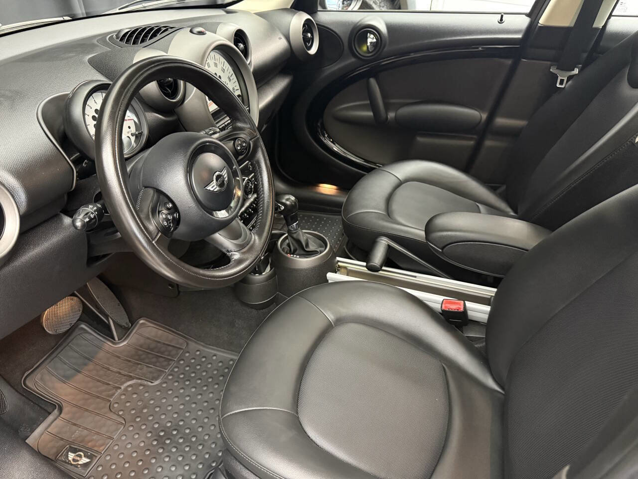 Used 2011 MINI Cooper Countryman image 14
