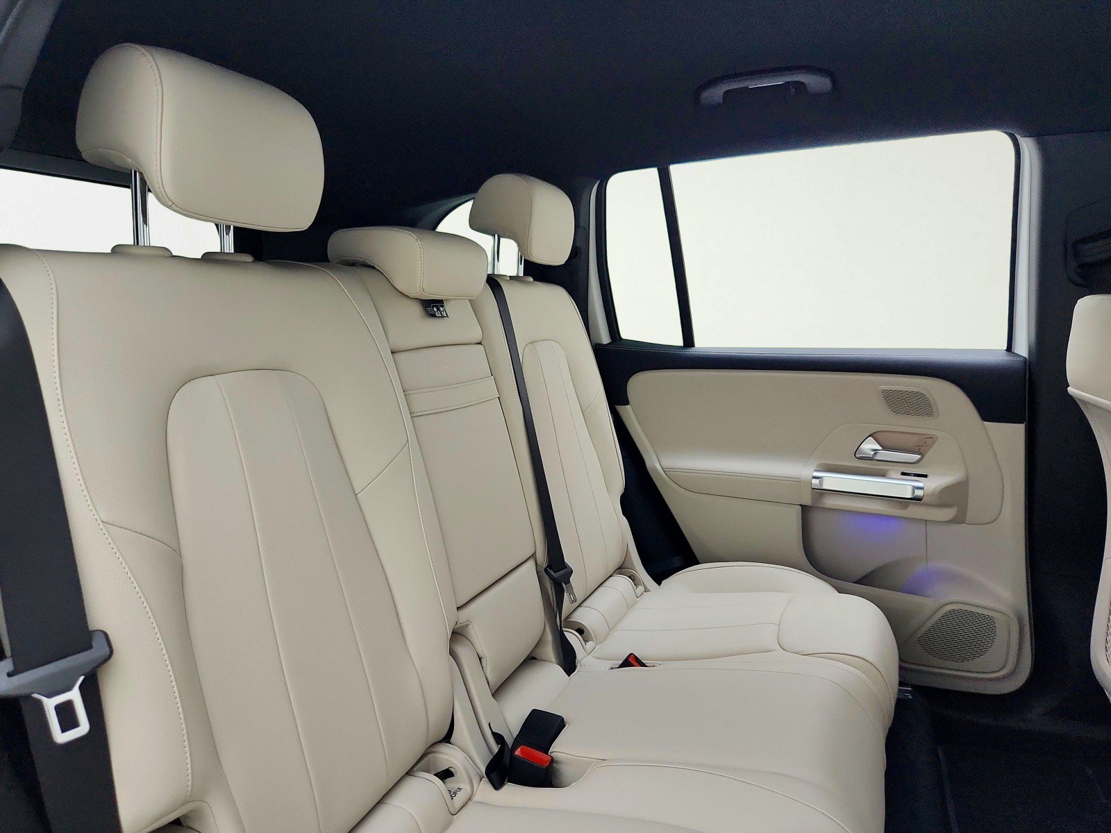Certified 2023 Mercedes-Benz EQB 300 4MATIC image 28