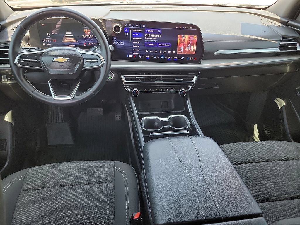 Used 2024 Chevrolet Traverse LT FWD image 21