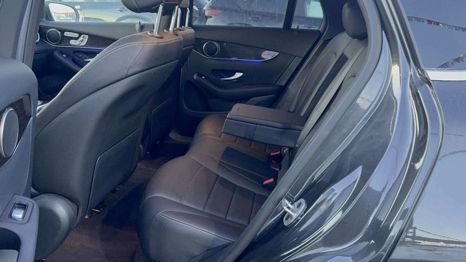 Used 2022 Mercedes-Benz GLC 300 4MATIC Coupe image 13