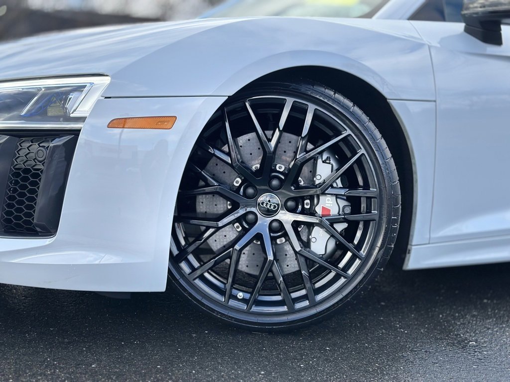 Used 2018 Audi R8 V10 plus image 2