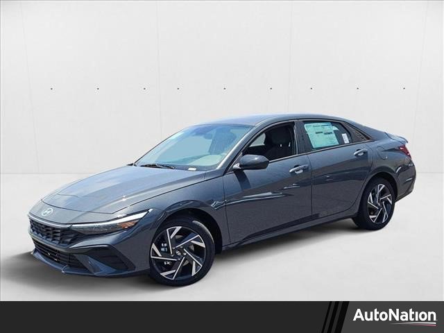 New 2025 Hyundai Elantra SEL
