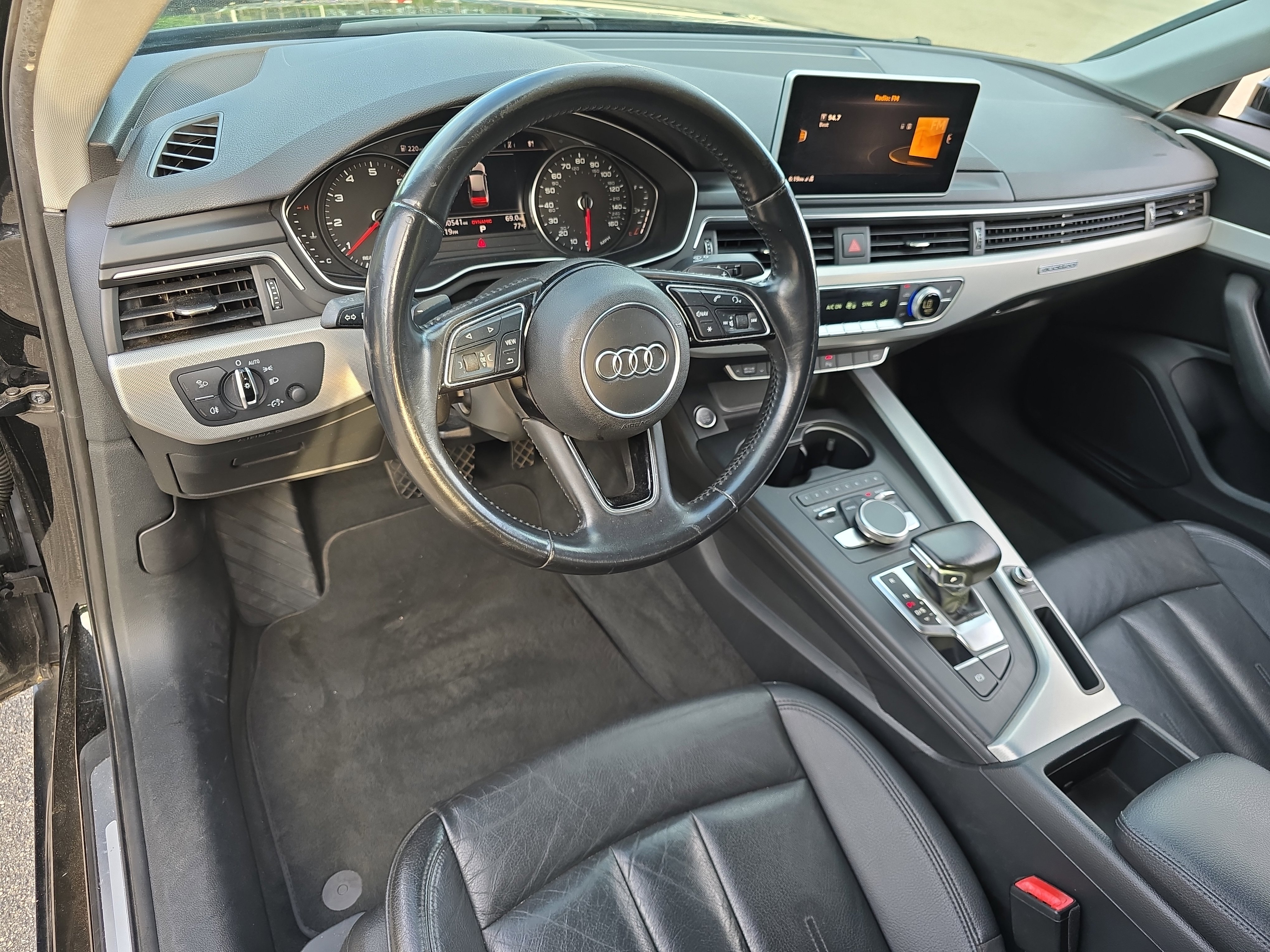 Used 2017 Audi A4 2.0T Premium w/ Audi MMI Navigation Plus image 15