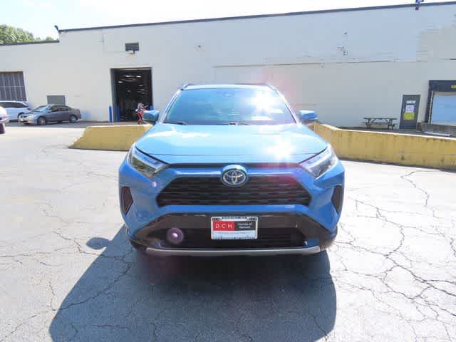 Used 2022 Toyota RAV4 SE w/ Convenience Package AWD/4WD image 6