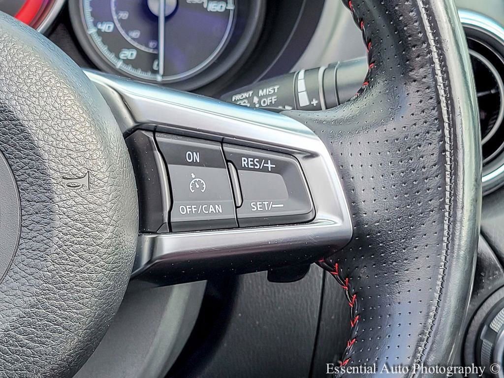 Used 2018 FIAT 124 Spider Abarth w/ Convenience Group image 14