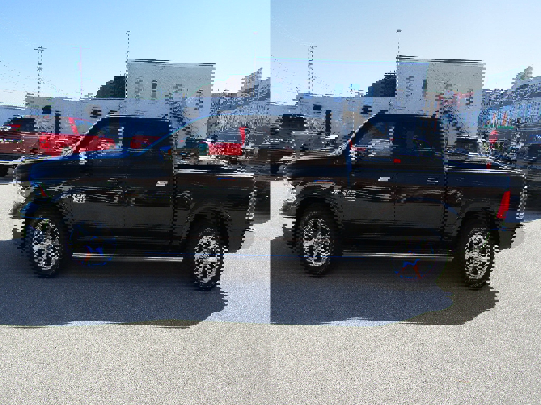 Used 2017 RAM 1500 Laramie image 6