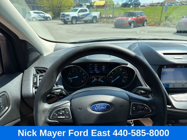Used 2017 Ford Escape SE w/ Equipment Group 201A FWD image 34