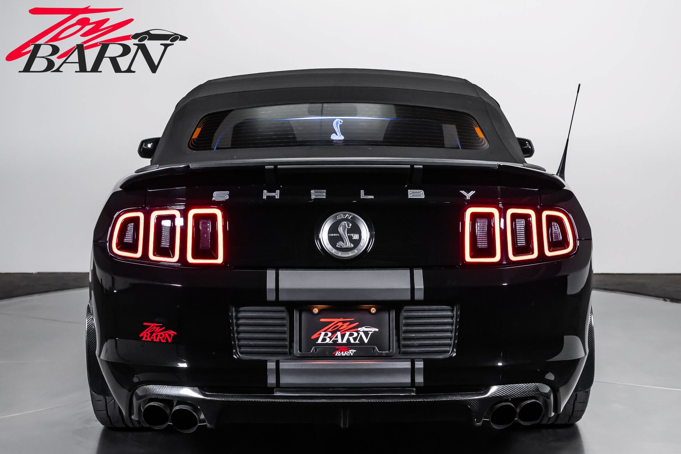 Used 2014 Ford Mustang Shelby GT500 w/ Equipment Group 821A RWD image 12