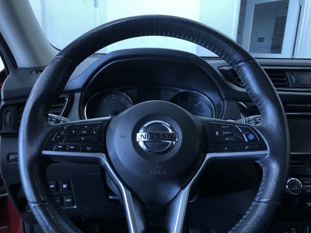 Used 2019 Nissan Rogue SL image 25