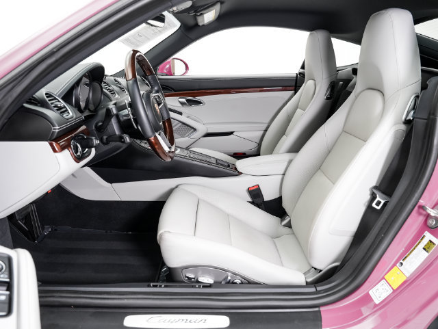Certified 2025 Porsche 718 Cayman RWD image 6
