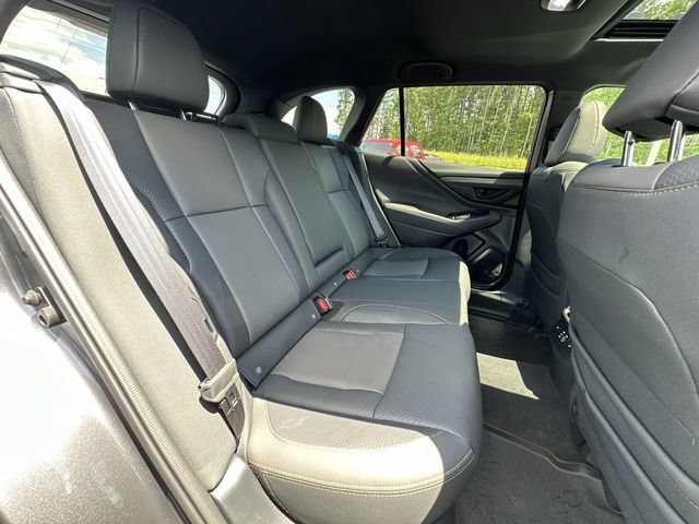 Used 2025 Subaru Outback Wilderness AWD/4WD image 27