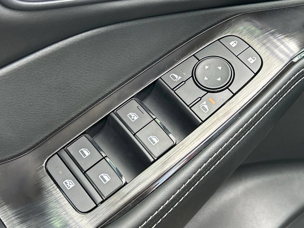 Used 2026 Nissan Rogue SV FWD image 20