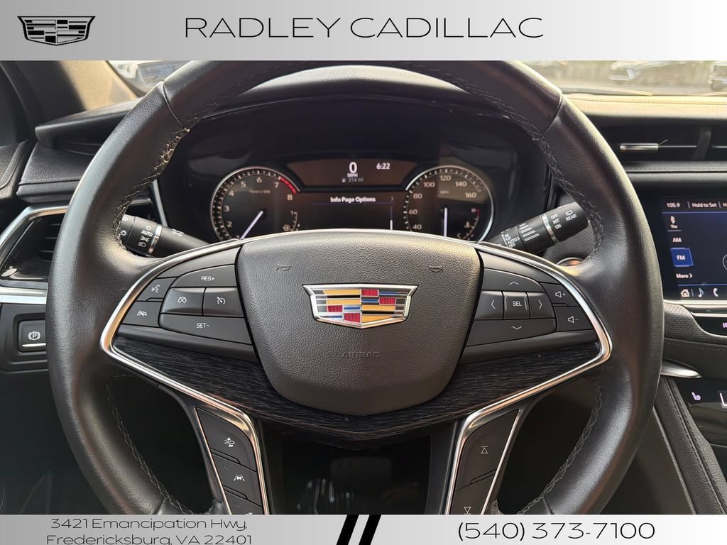 Used 2020 Cadillac XT5 Premium Luxury w/ LPO, Floor Liner Package AWD/4WD image 5