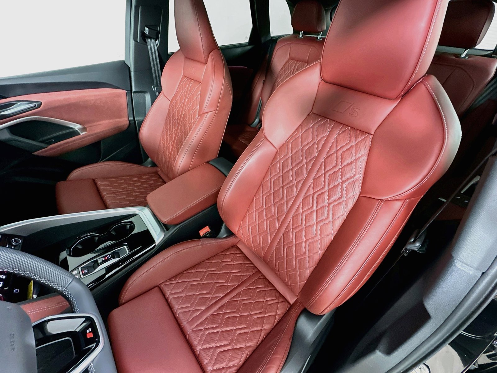 Certified 2025 Audi SQ5 Premium Plus AWD/4WD image 33