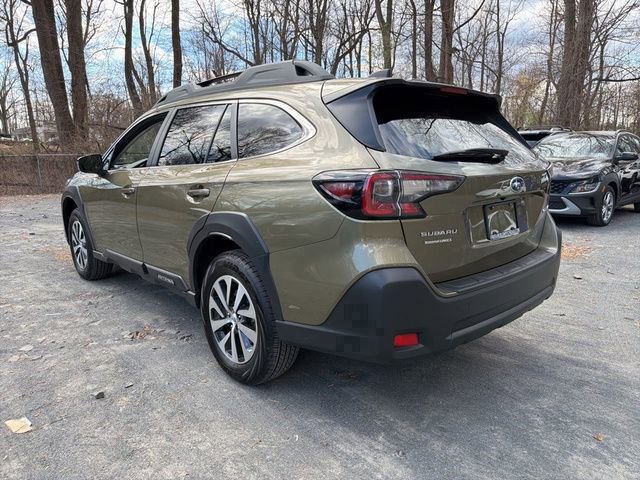 Used 2024 Subaru Outback Premium image 4