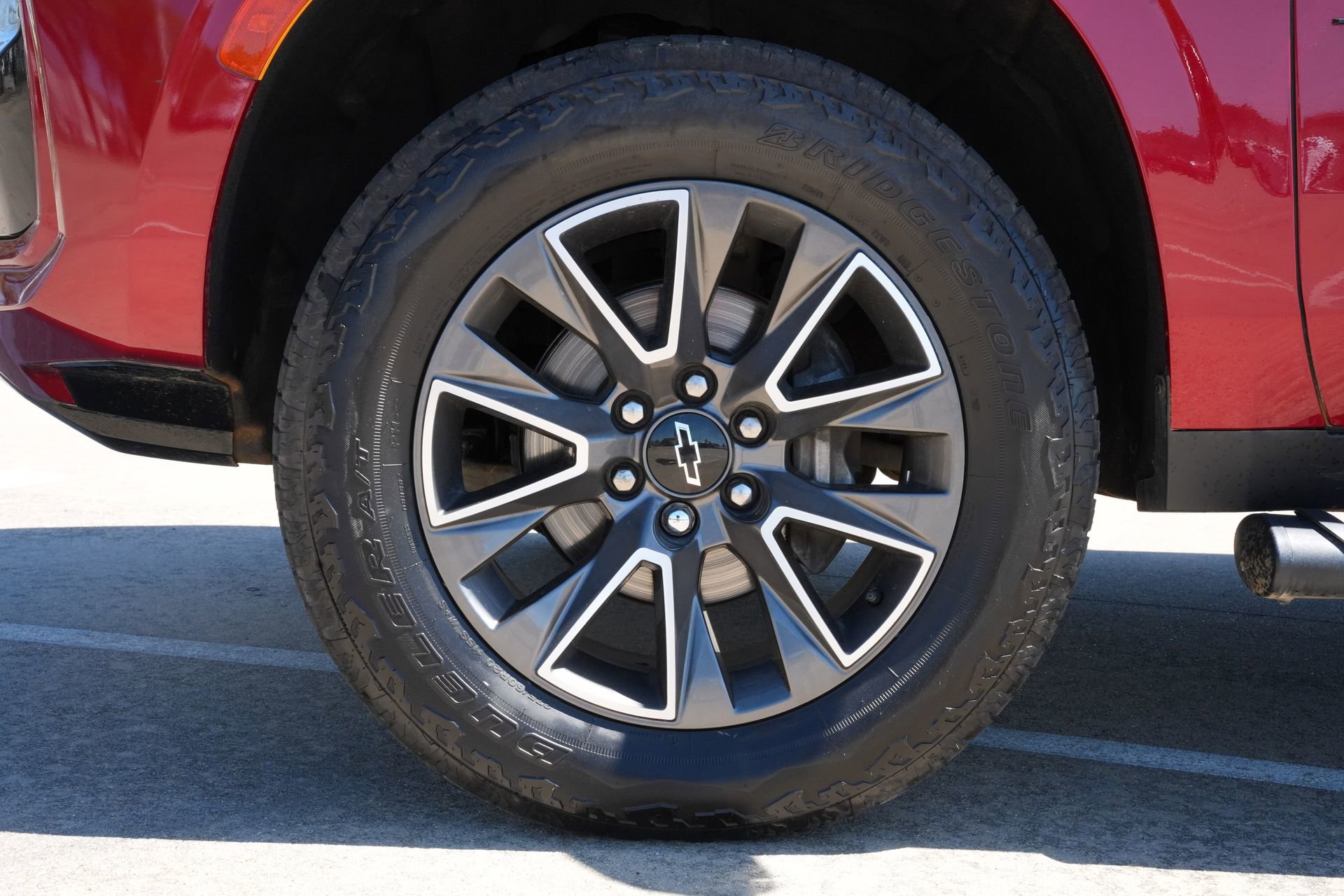Used 2024 Chevrolet Tahoe Z71 w/ Luxury Package AWD/4WD image 30