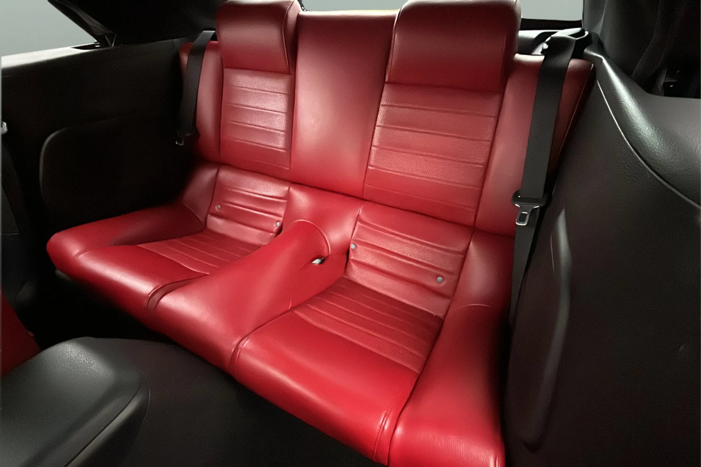 Used 2006 Ford Mustang GT Premium RWD image 23