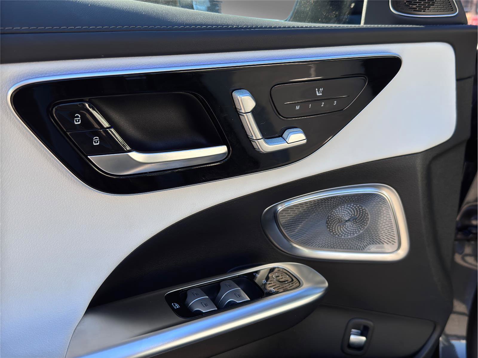 Used 2024 Mercedes-Benz C 300 4MATIC Sedan w/ Pinnacle Trim Package image 8