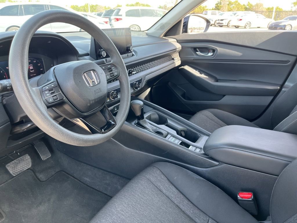 Used 2024 Honda Accord EX image 17