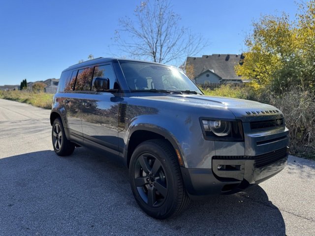 New 2026 Land Rover Defender 110 S image 4