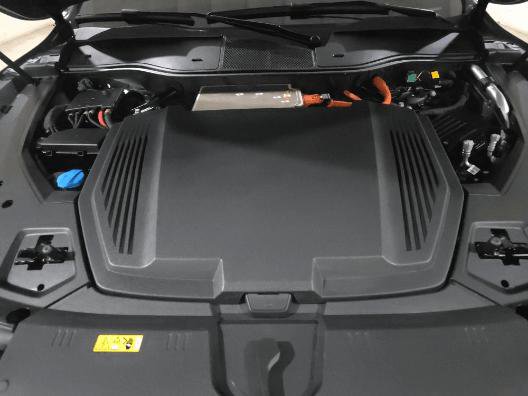 Used 2022 Audi e-tron Premium w/ Convenience Plus Package image 11