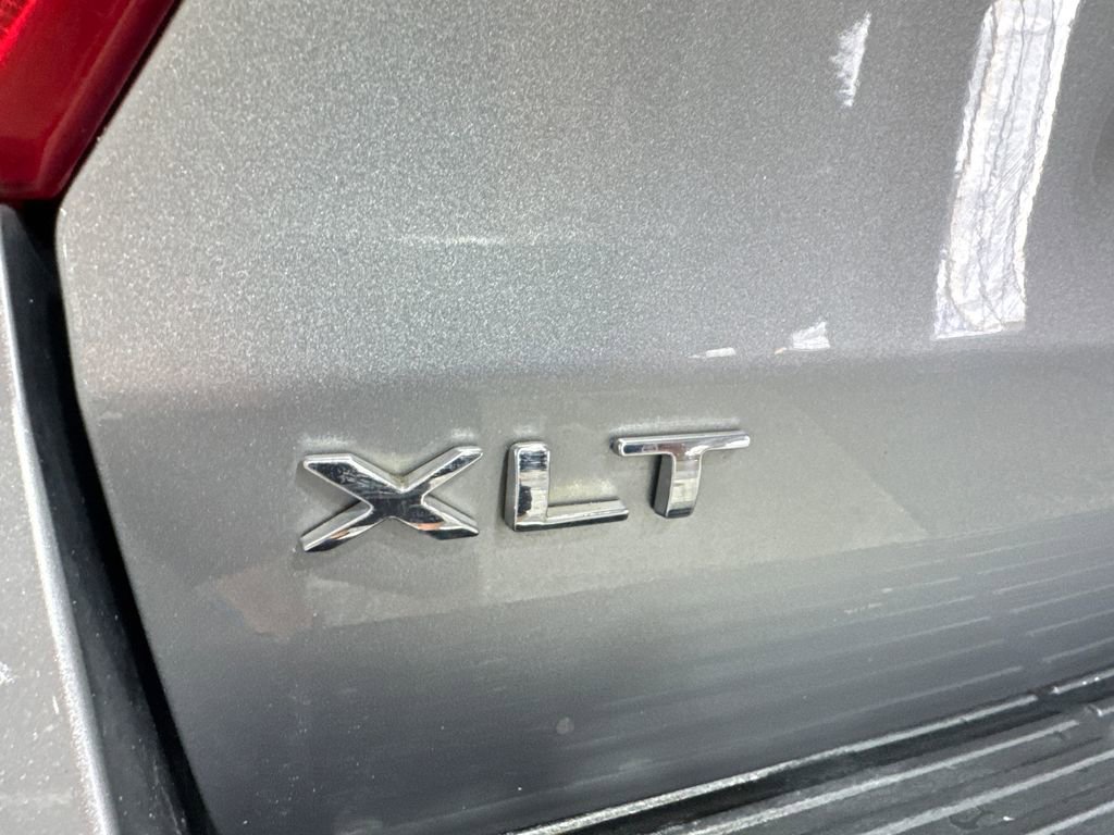 Used 2020 Ford Expedition Max XLT w/ Equipment Group 201A image 24