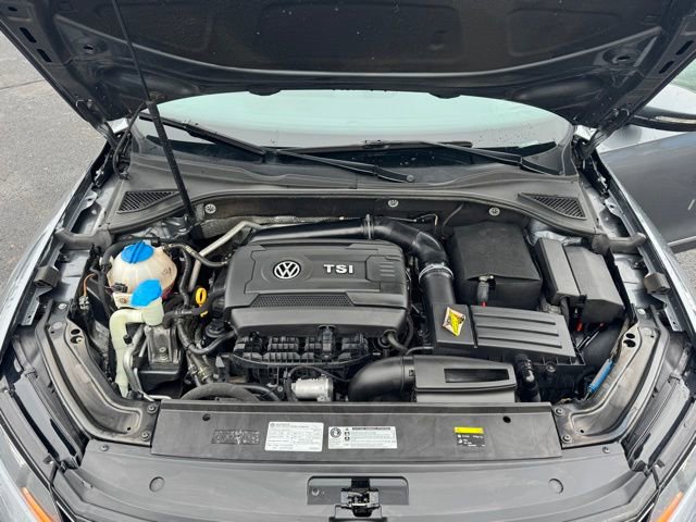 Used 2016 Volkswagen Passat 1.8T R-Line image 30