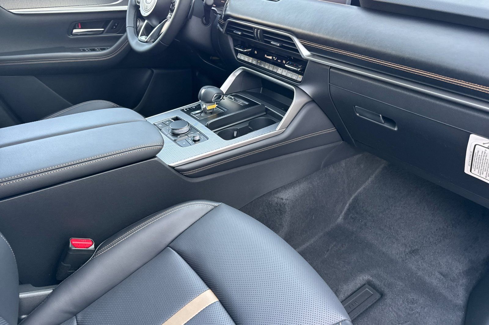 New 2026 MAZDA CX-90 Plug-In Hybrid w/ Premium Plus AWD/4WD image 19
