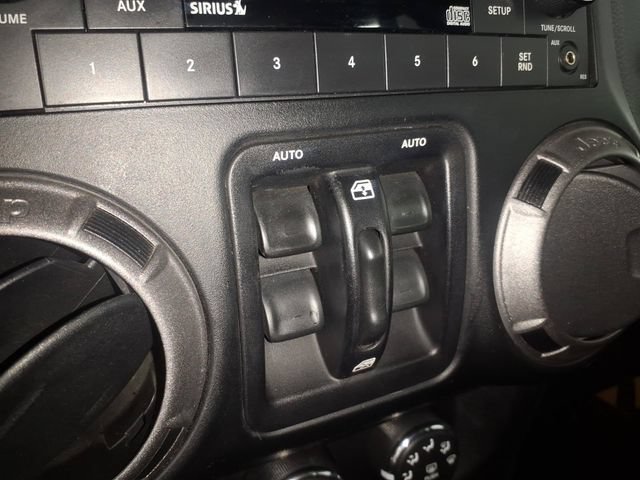 Used 2012 Jeep Wrangler Unlimited Sport AWD/4WD image 27