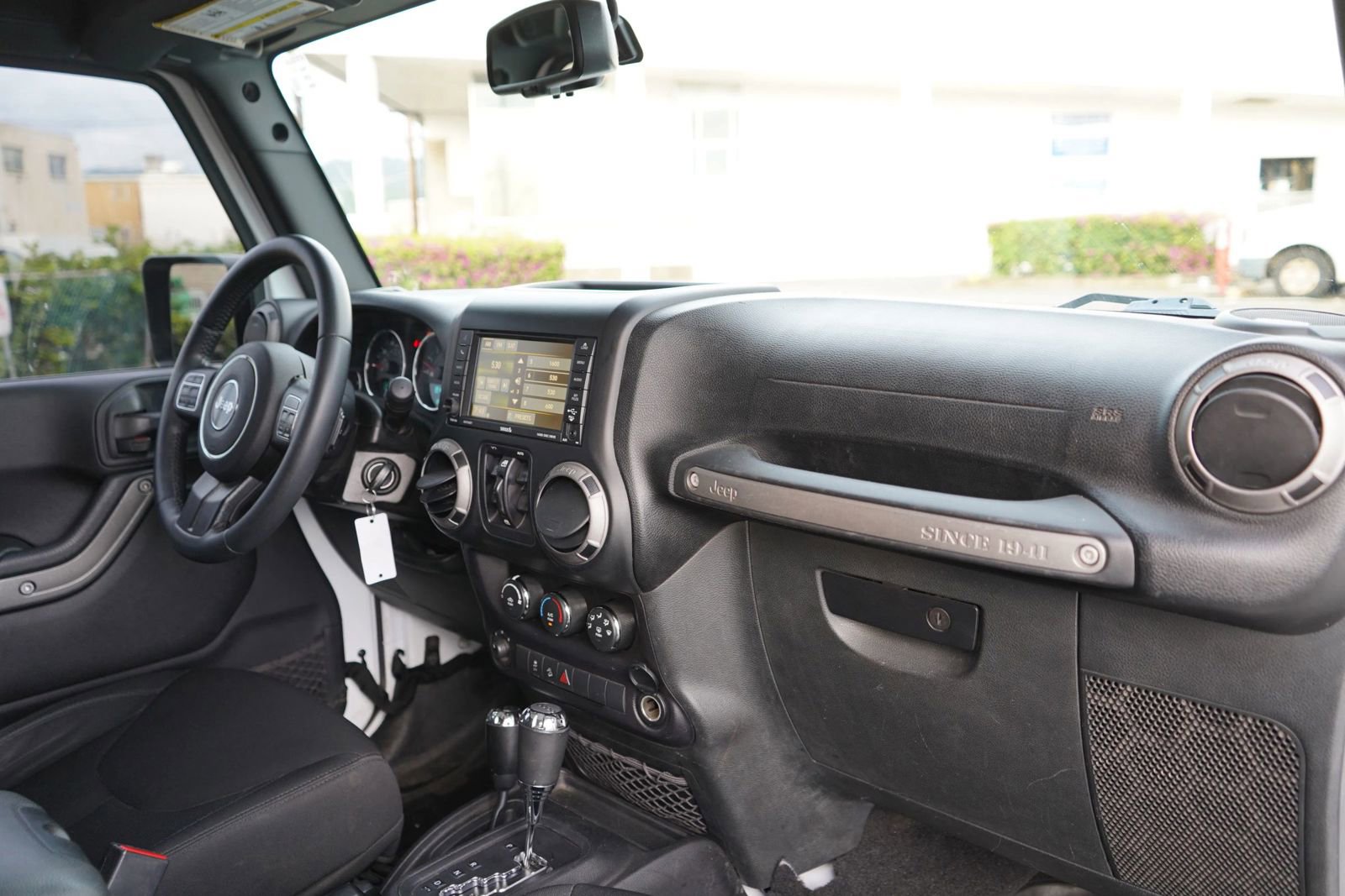 Used 2015 Jeep Wrangler Unlimited Sport image 18