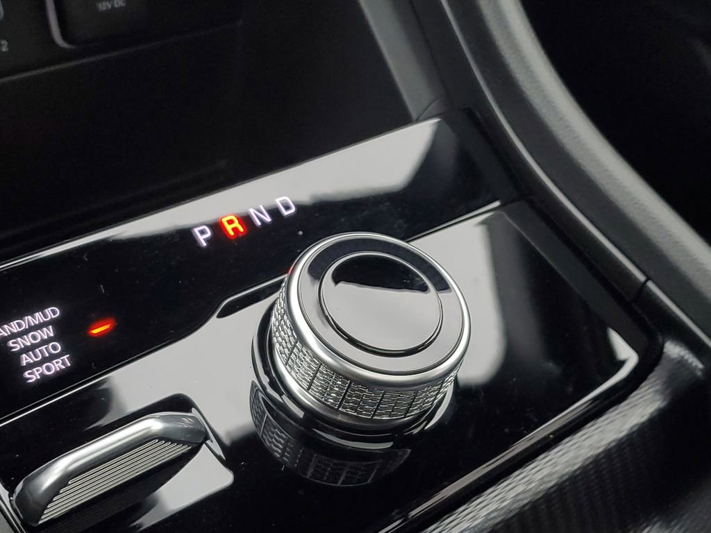 New 2026 Jeep Grand Cherokee Limited image 32