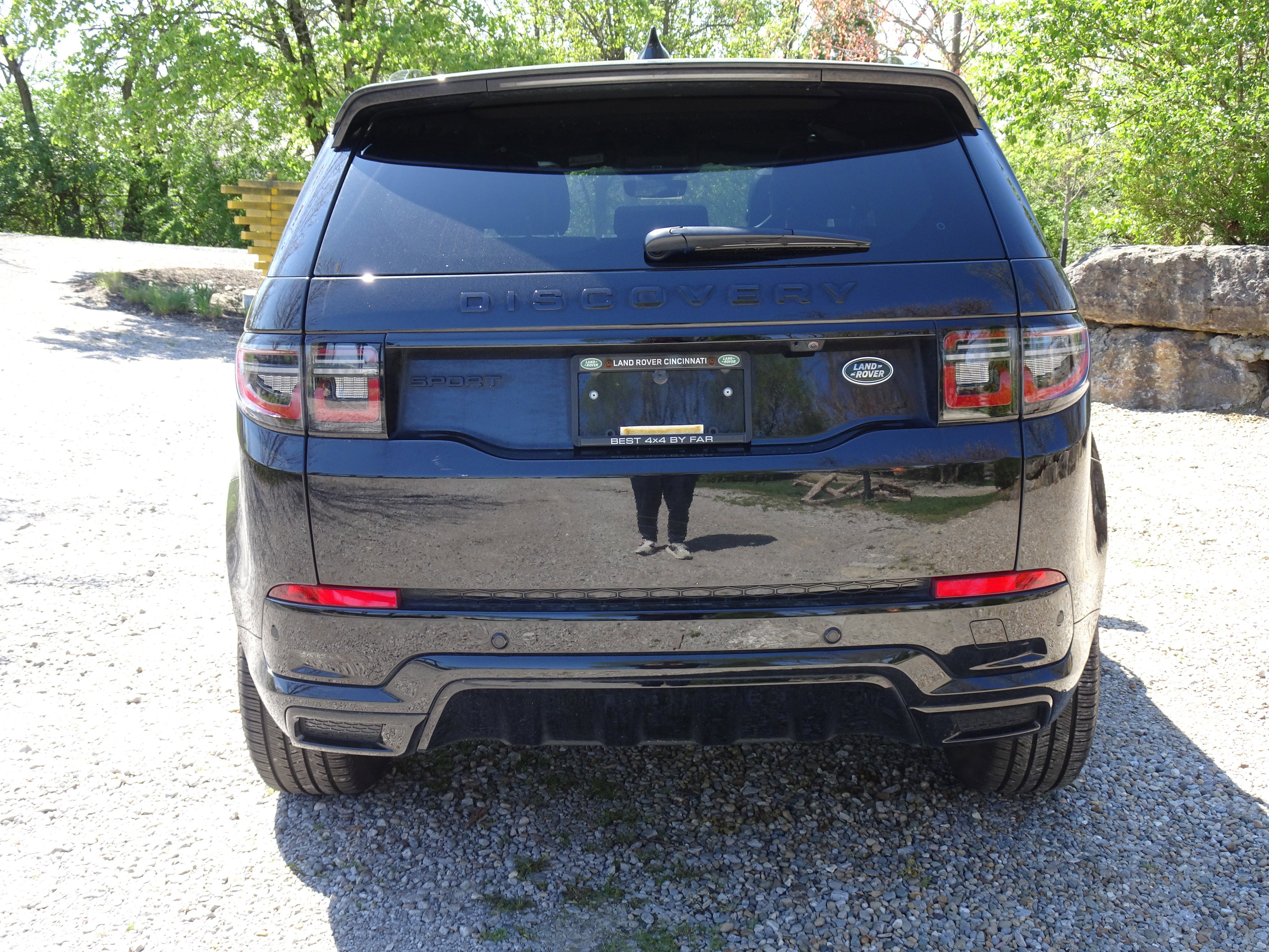 Certified 2022 Land Rover Discovery Sport SE R-Dynamic image 4