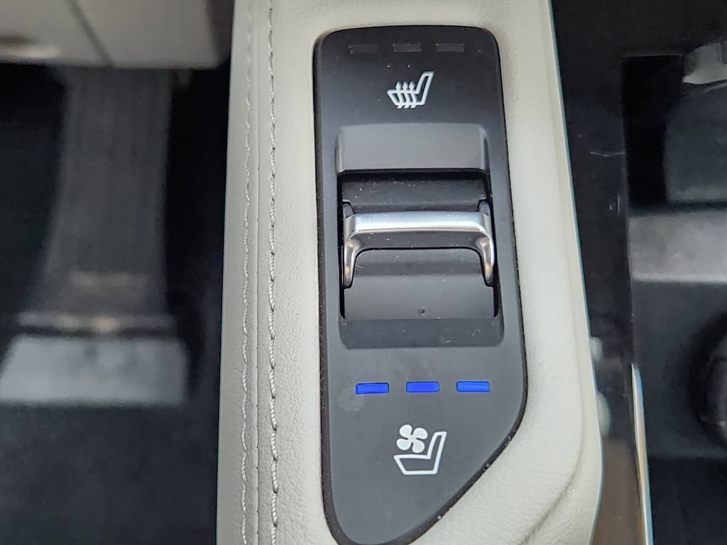 Certified 2025 Kia Telluride EX AWD/4WD image 21
