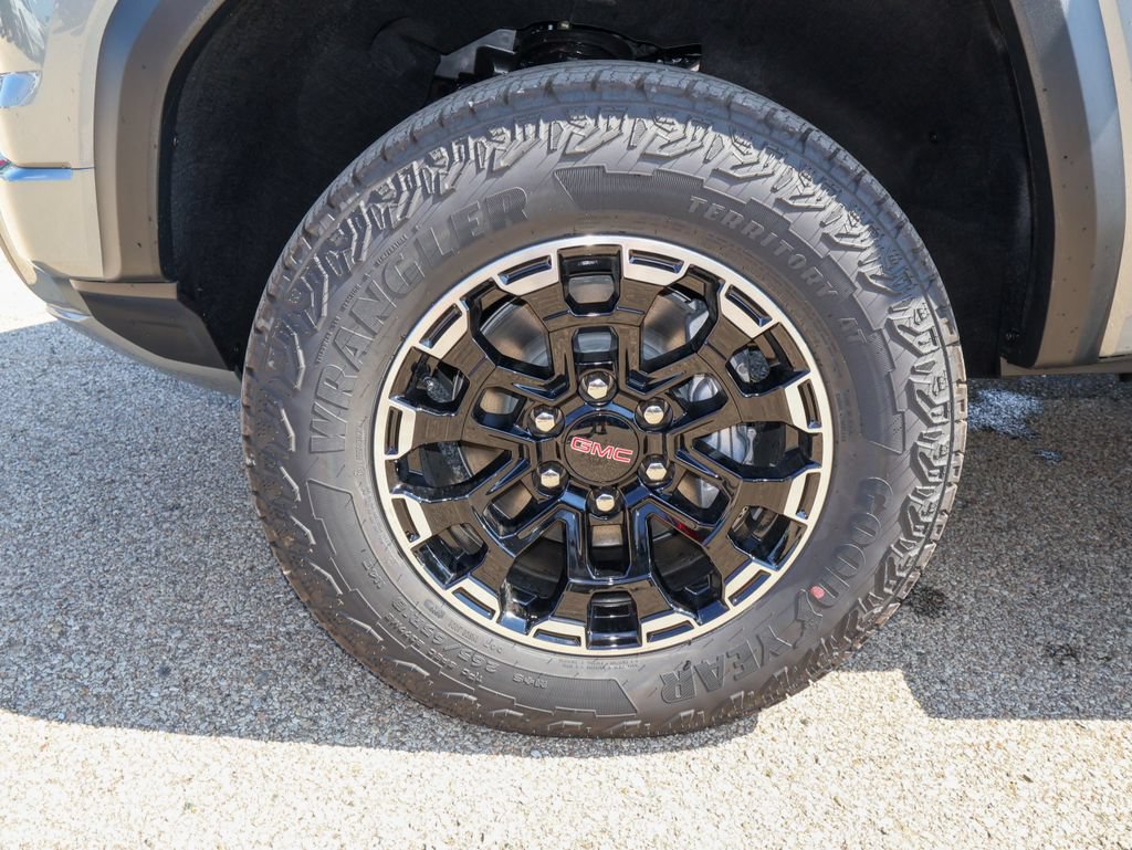 New 2026 GMC Canyon AT4 w/ Technology Plus Package AWD/4WD image 37