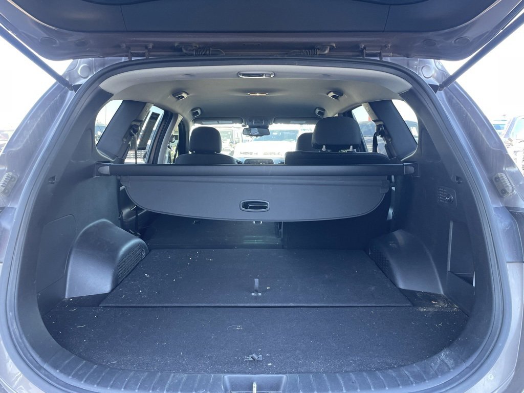 Used 2020 Hyundai Santa Fe SEL image 9
