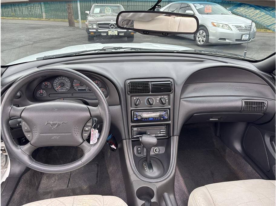 Used 1999 Ford Mustang GT RWD image 11
