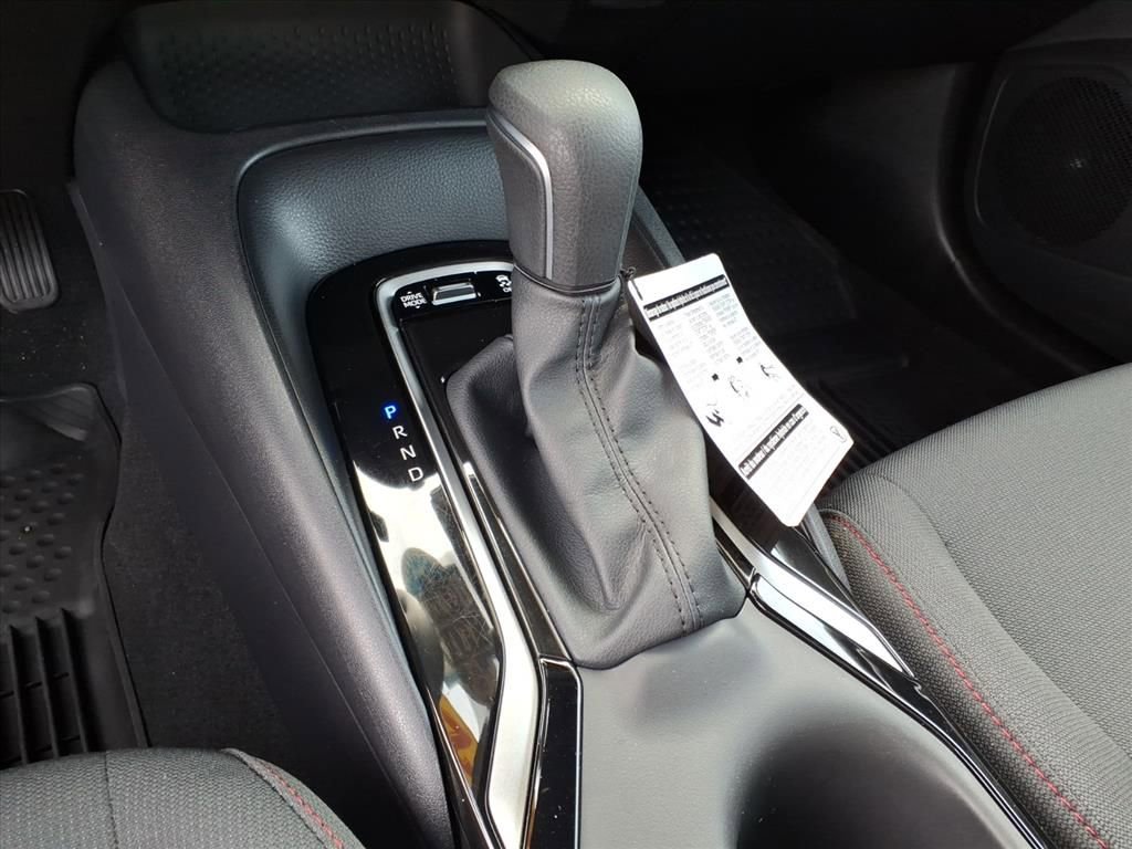 Certified 2025 Toyota Corolla SE image 11